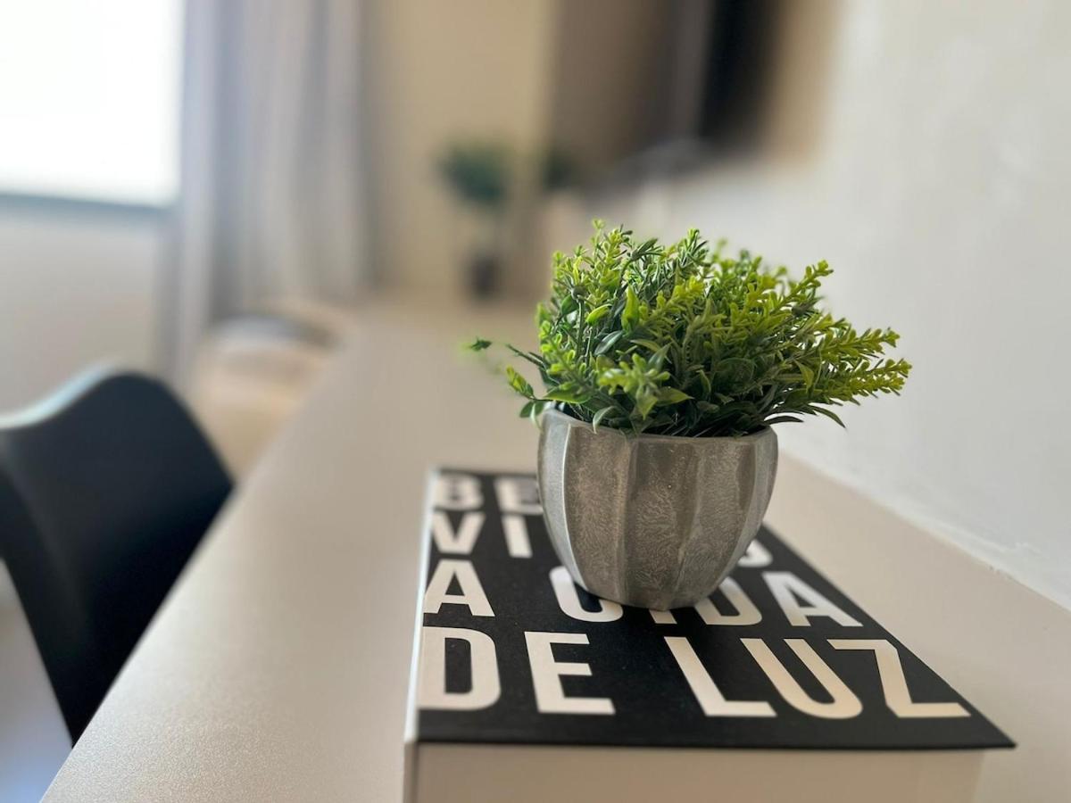 V505 - Loft Lindo | Prox. Metro Sta Cruz Apartamento São Paulo
